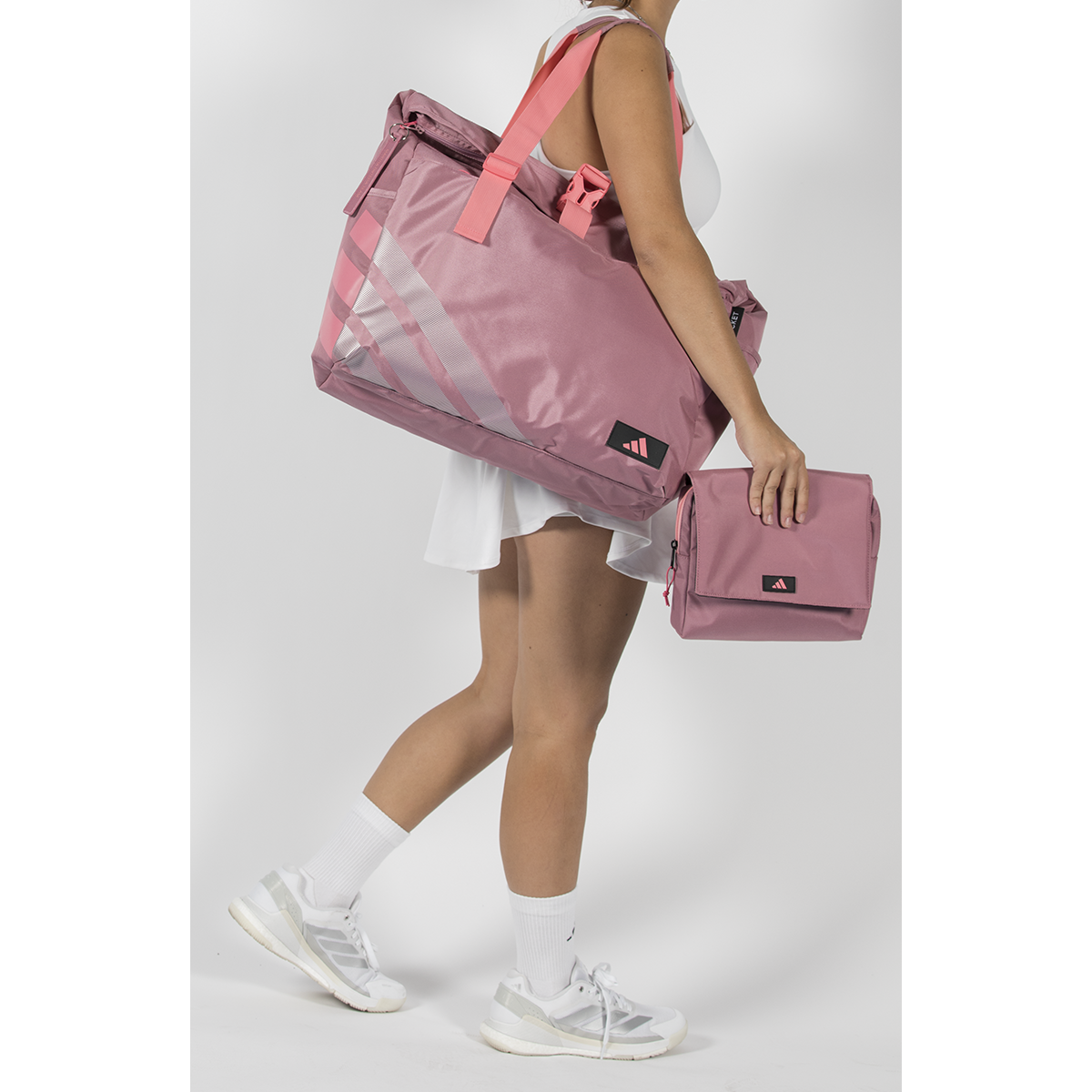 Mochila Adidas Weekend 2026 - Martita Ortega